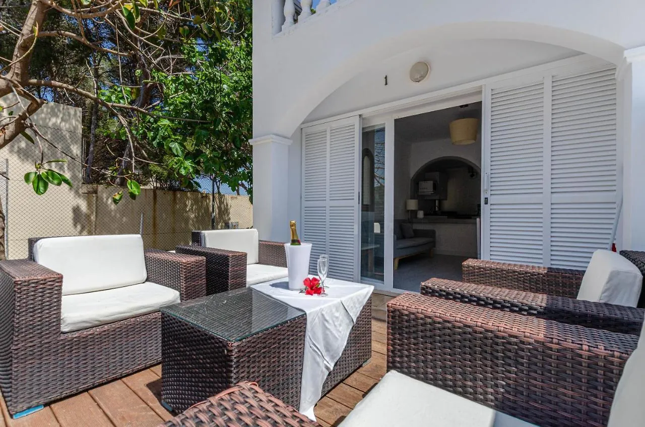 Rosamar Holidays Apartments